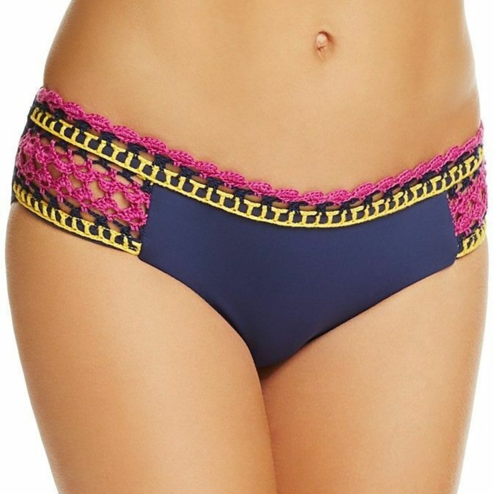 NWT $58 BECCA EYELET SCENIC ROUTE SMALL BOTTOM